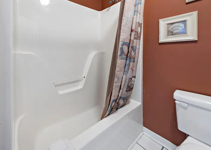 4-br House-wifi-pet-friendly *