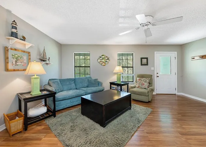 4-br House-wifi-pet-friendly