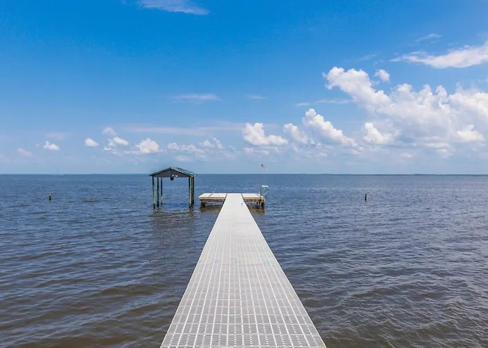 Holiday home 4-br House-wifi-pet-friendly